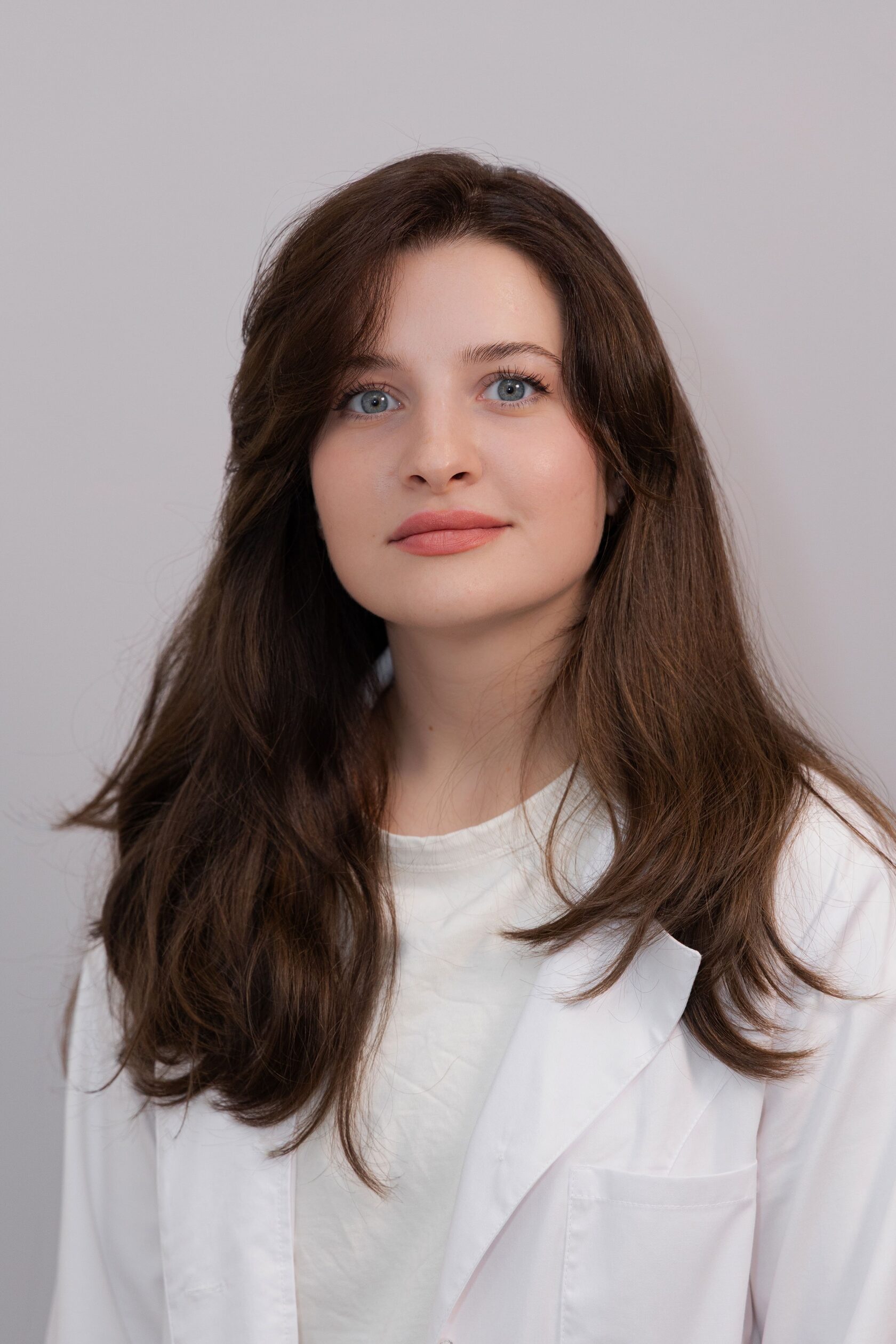 Булгакова Арина Олеговна — Психотерапевт, психоаналитик, гештальт-терапевт